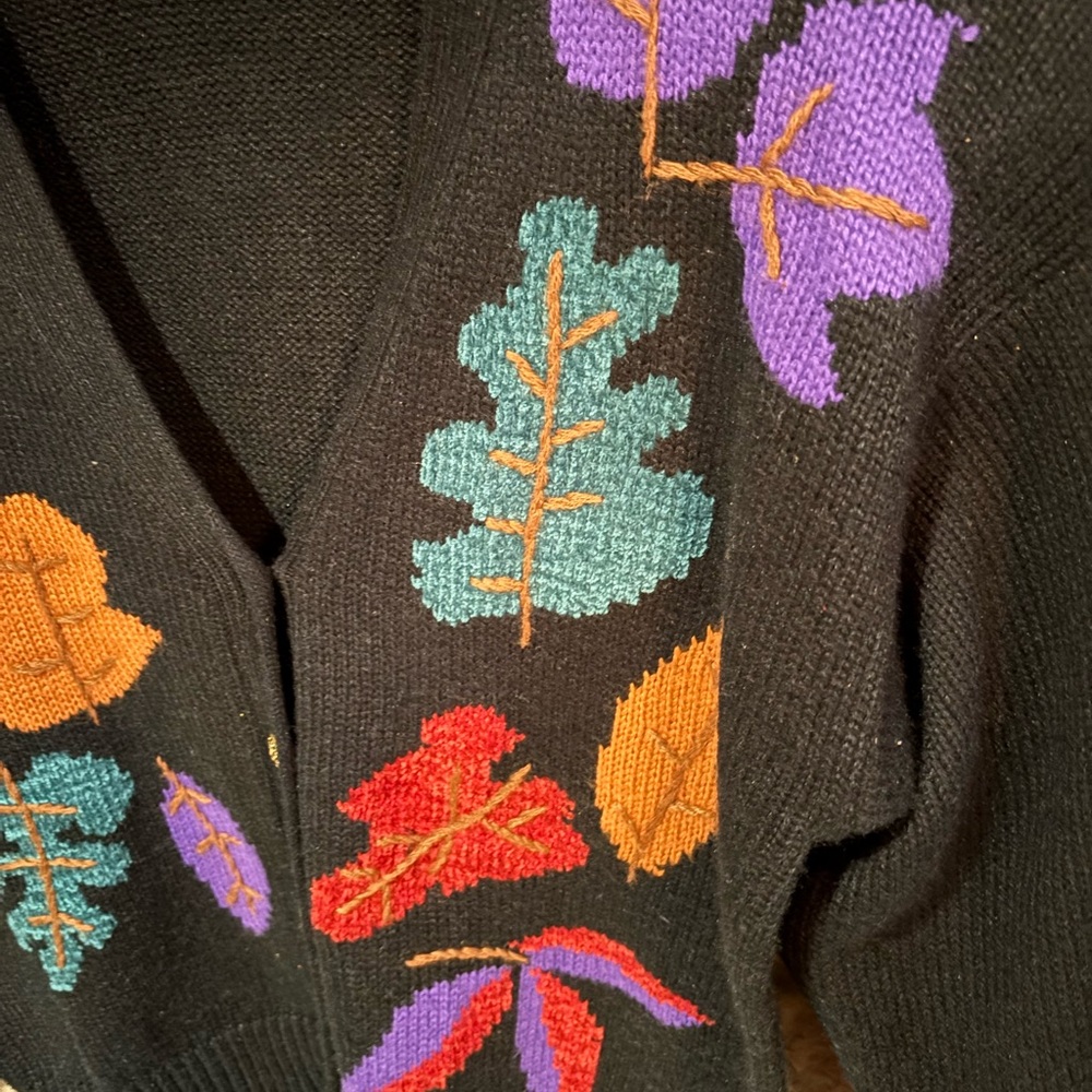 VINTAGE Lucia Black Cardigan with Colorful Leaf Design WITH SHOULDER PADS - Picture 2 of 10